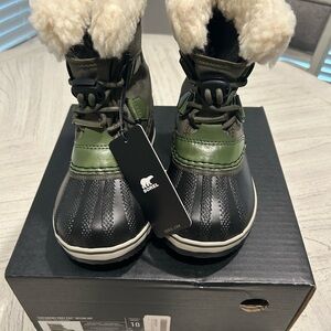 Sorel Children’s Yoot Pac Nylon Winter Boots Insulated/Waterproof Green Size 10